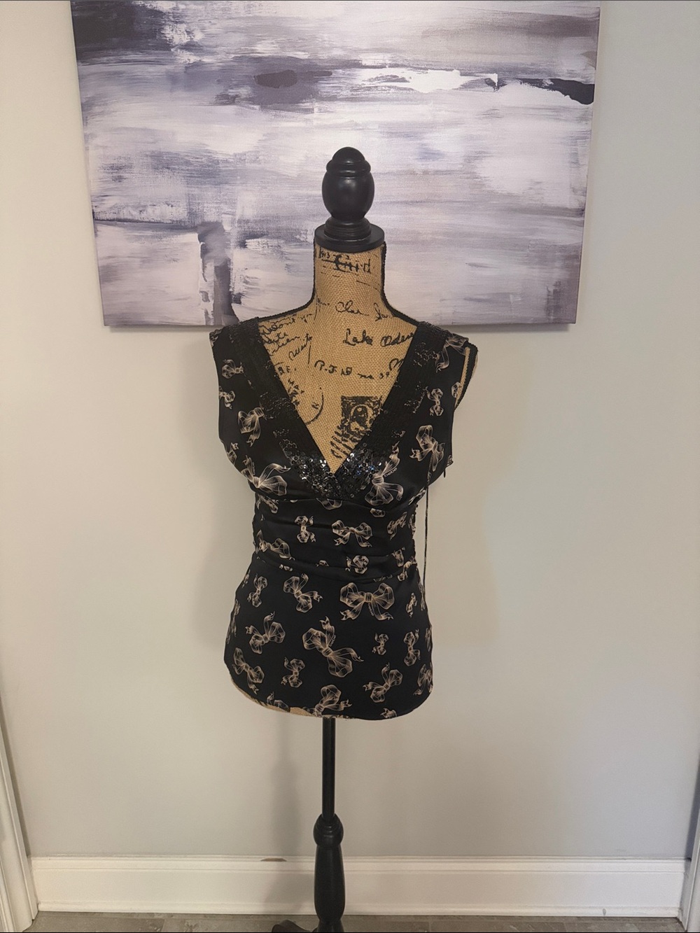 Ash Black Floral V-Neck Sleeveless Camisole